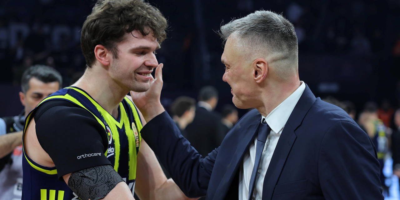 Sarunas Jasikevicius'tan taraftara ve Tarık Biberovic'e övgü!