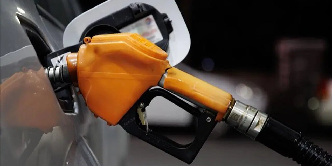 Motorine büyük zam yolda: Akaryakıtta tabela bir kez daha değişiyor!