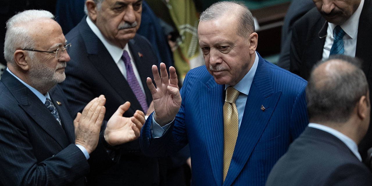 Erdoğan'ın gündeminde süreç ve MEB'in 'Ramazan' genelgesi var: 'Laiklik Bildirisi'ni hedef aldı