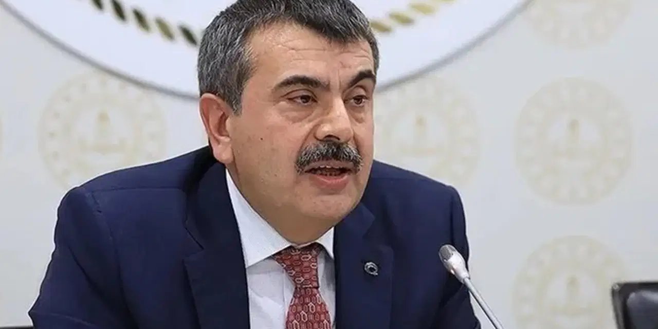 Yusuf Tekin duyurdu: 'Laikliği Birlikte Savunuyoruz!' bildirisine imza atanlara dava!