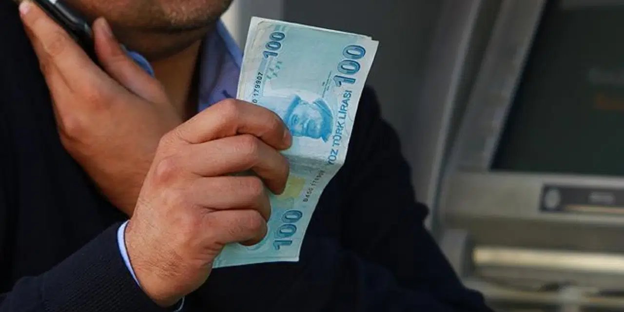 Telefonunun şarjı bitince dolandırılmaktan kurtuldu