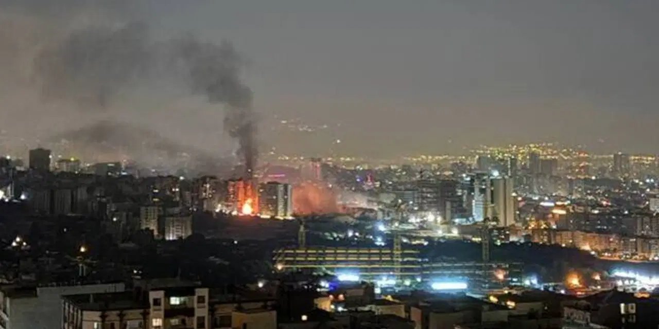 50 yayınevinden İran’a destek mesajı: ‘Emperyalist saldırganların karşısındayız’