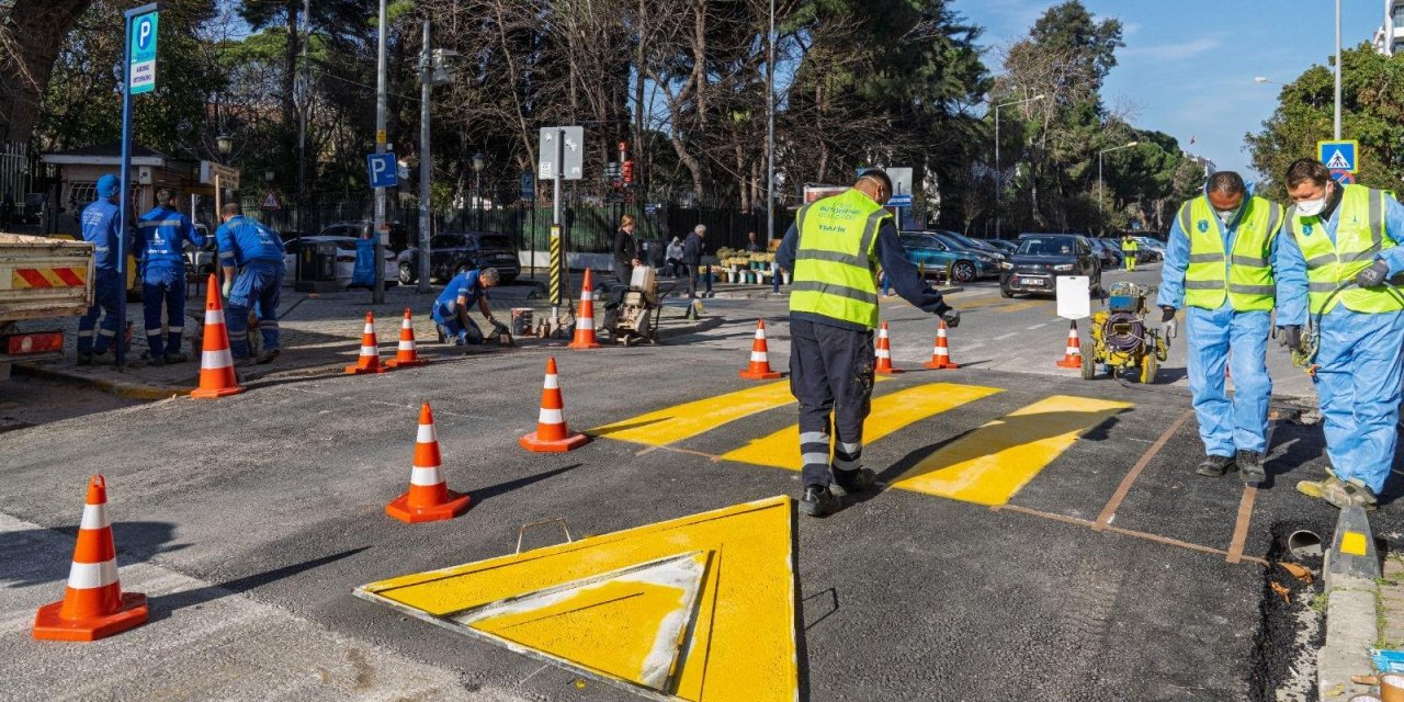 İzmir’de yaya güvenliği ön planda