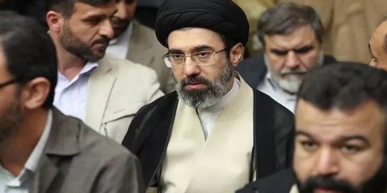 İran'da yeni Hamaney dönemi: ABD ve İsrail'in çökertmeye çalıştığı rejim, arkasında birleşti