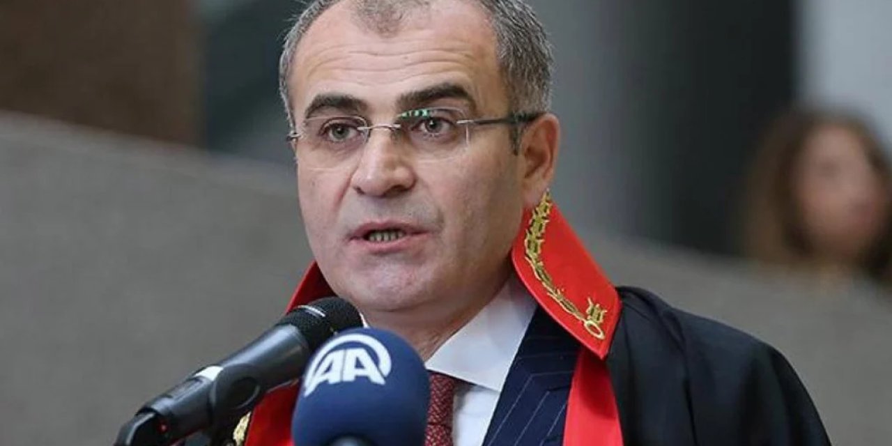 AYM Başkanvekilliği'ne İrfan Fidan seçildi!