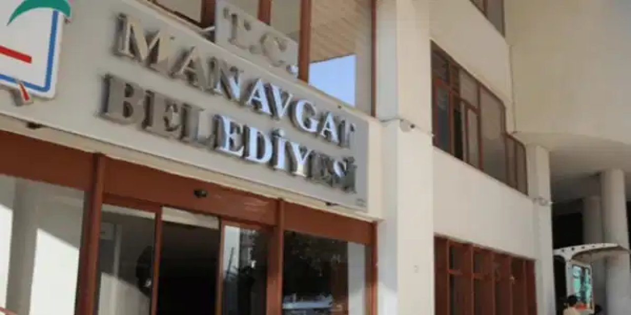 Manavgat Belediyesi'ne operasyon: Eski başkan yardımcısı da aralarında 36 gözaltı!