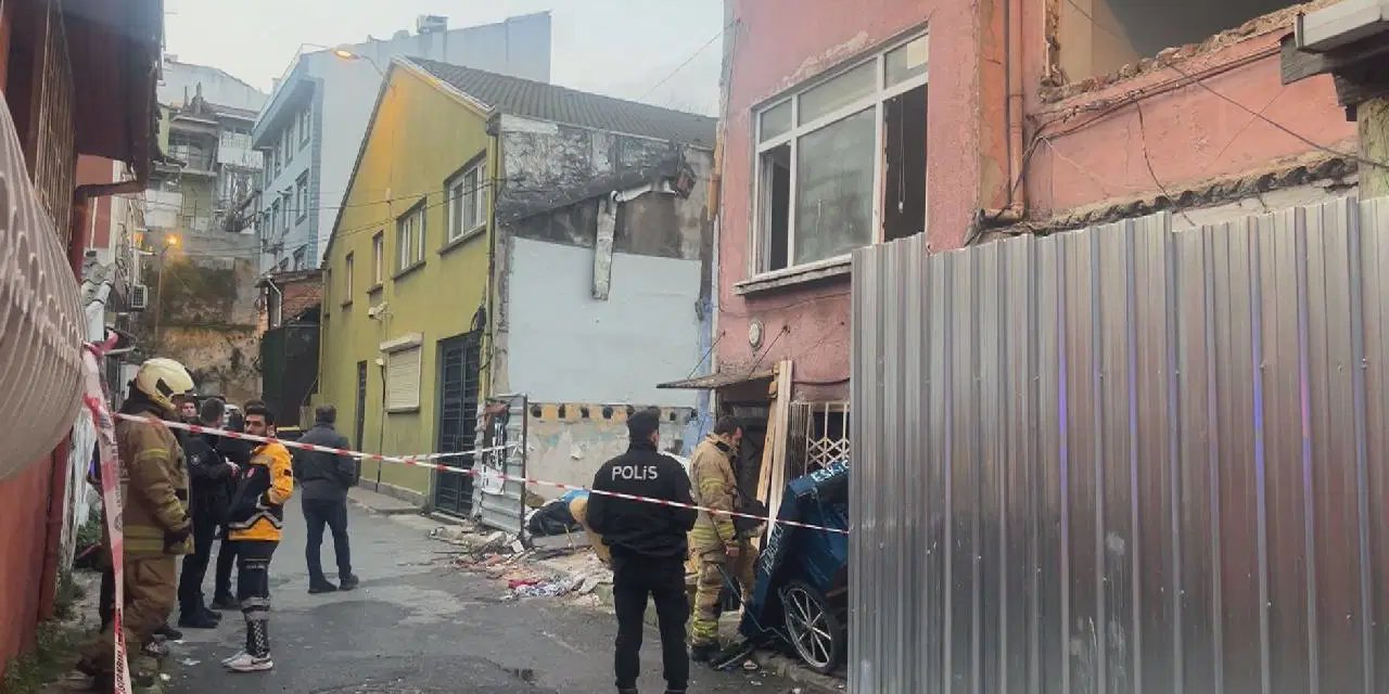 İstanbul Beyoğlu'nda yangın faciası... 2 yaşındaki bebek yaşamını yitirdi!
