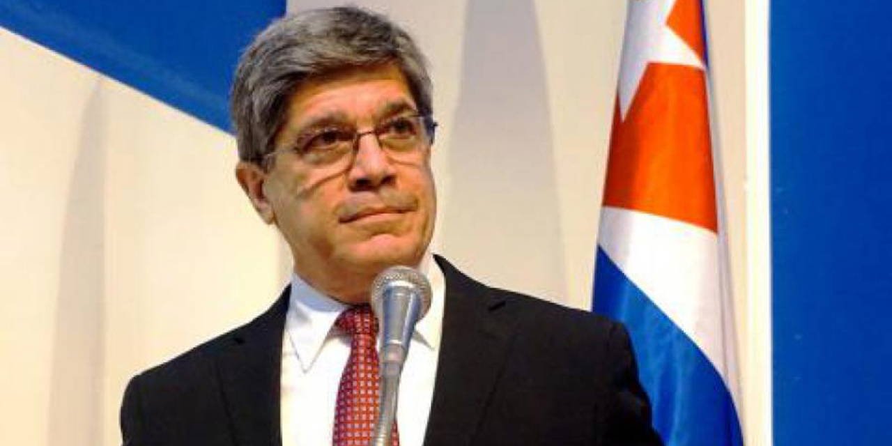 Küba: ABD'den gelebilecek olası bir saldırı karşısında askeri hazırlık yapıyoruz