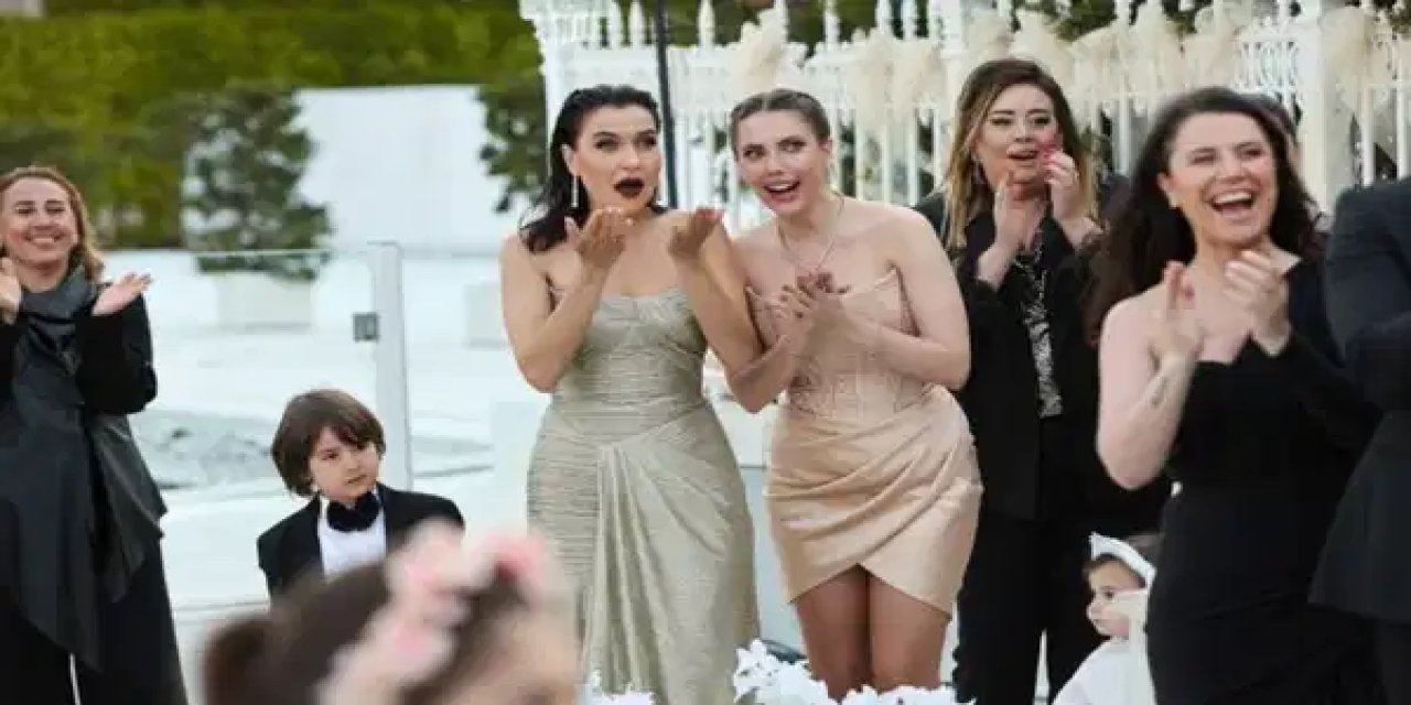 6 sezon sürmüştü: Yasak Elma yeniden çekiliyor