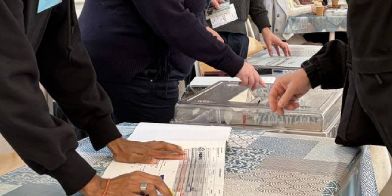 Fransa'da yerel seçimler: Paris yine ‘sol’ dedi