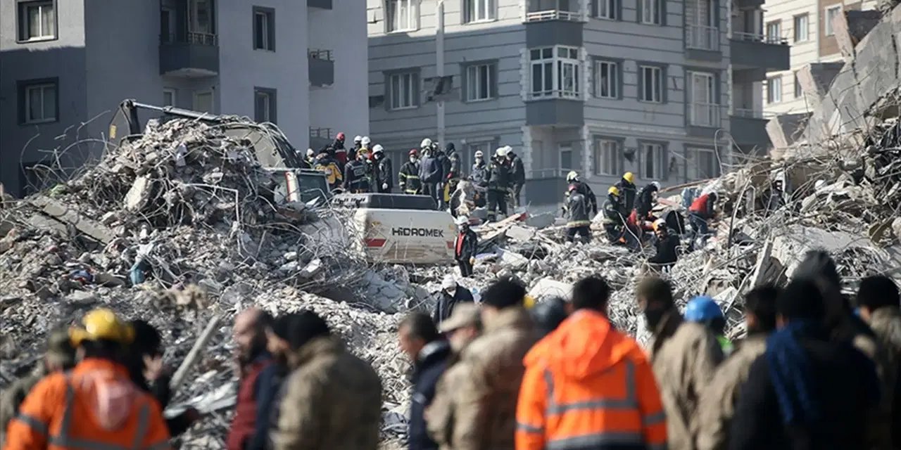 6 Şubat depreminde anne, baba ve kardeşini kaybeden yurttaşa 300 bin lira manevi tazminat