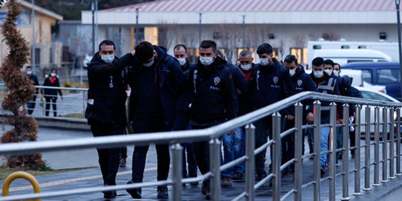 FETÖ'nün "Adalet Bakanlığı yapılanmasına" dev operasyon! 29 kişi yakalandı