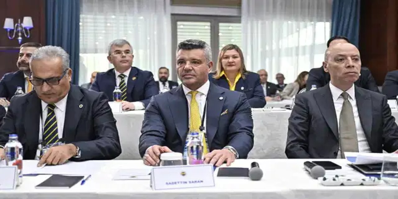 Fenerbahçe'den 4 Nisan paylaşımı: 'Aynı soruyu sormaya devam ediyoruz...'