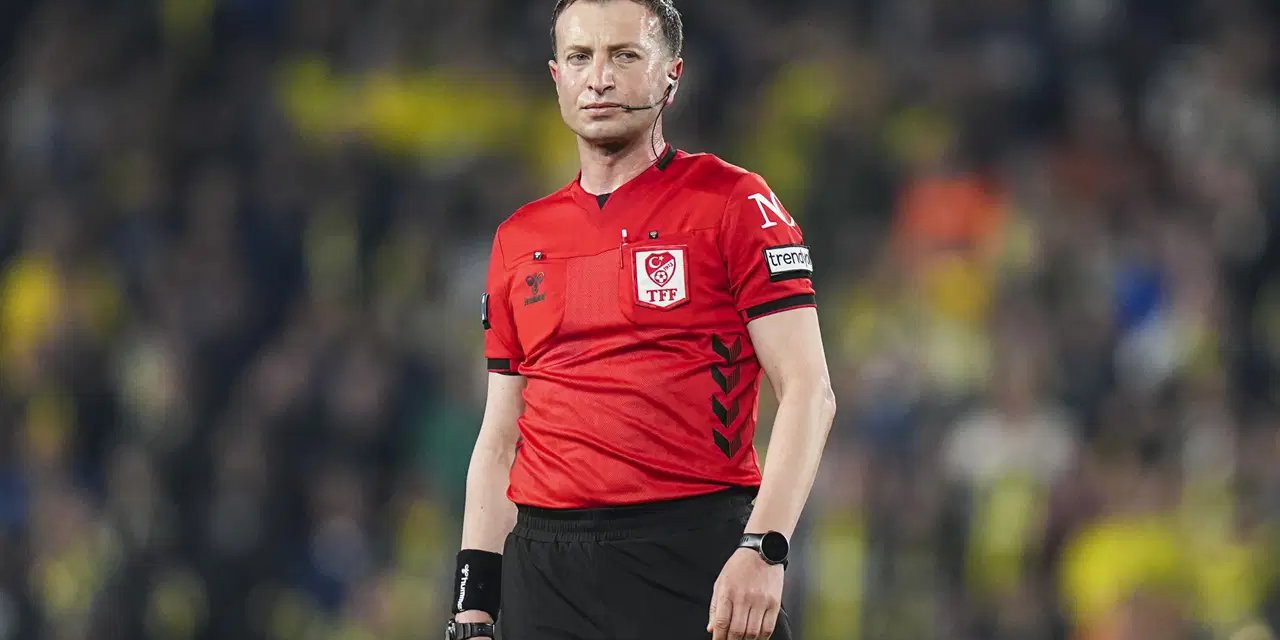 Eski hakemler Fenerbahçe - Beşiktaş maçını değerlendirdi: 90+7'de verilen penaltı kararı doğru mu?