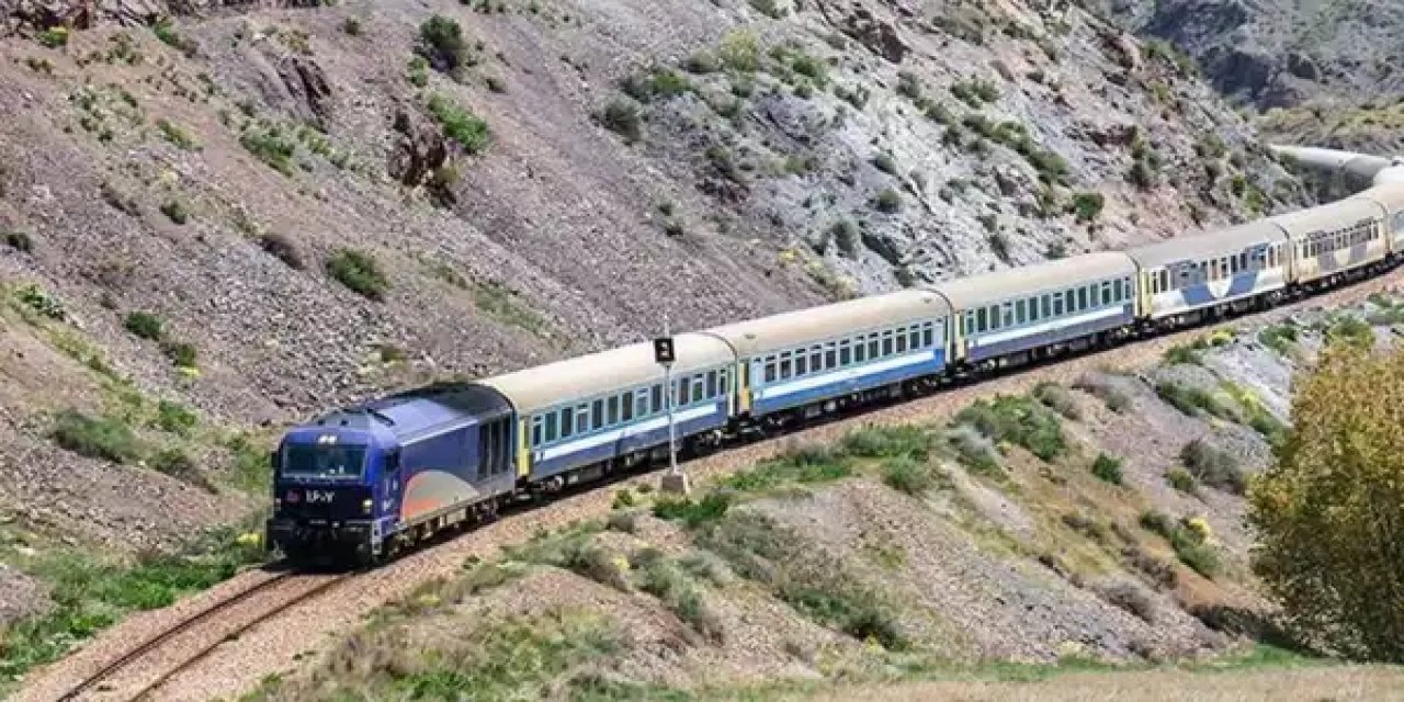 İsrail’den saldırı sinyali: İran’ın ulaşım hatları hedefte