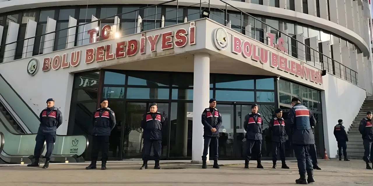 Bolu Belediyesi'ne operasyon: Başkan yardımcısı dahil 2 kişi gözaltında