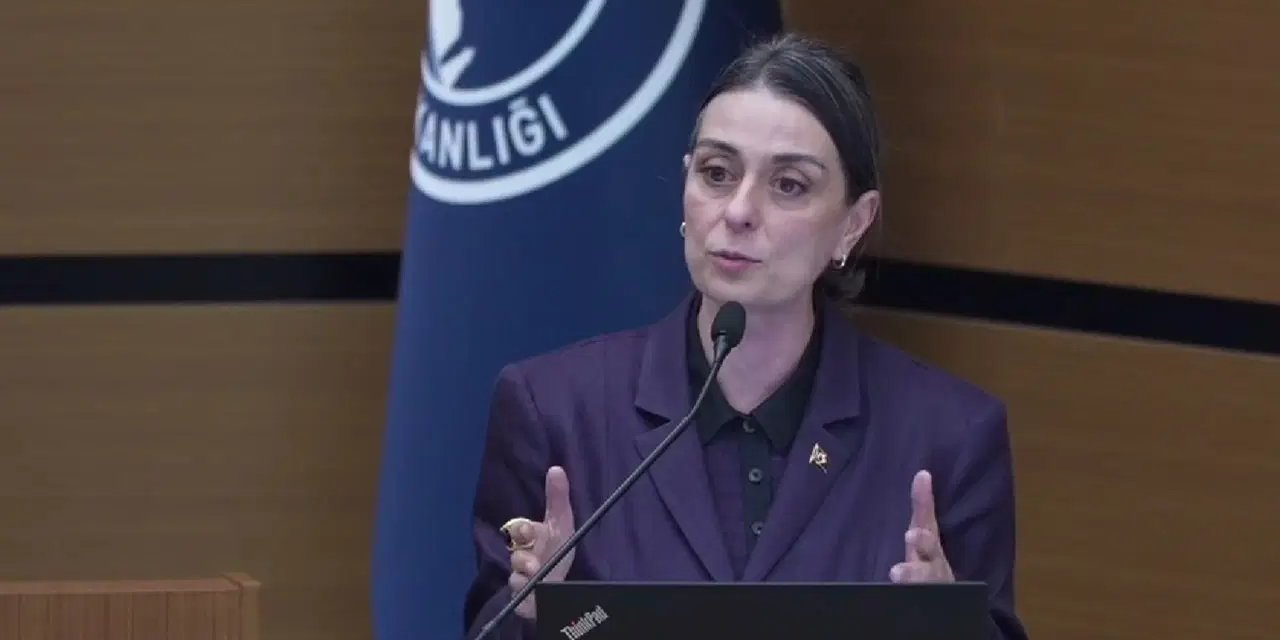 Üsküdar Belediye Başkanı Dedetaş'tan 'operasyon' tepkisi: 'Bu belediye 2 yıl önce mi kuruldu?'