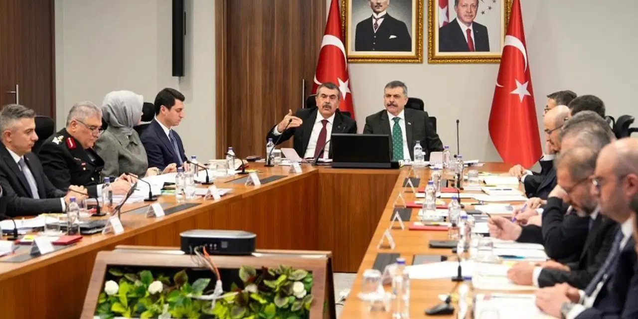 İçişleri Bakanlığı'ndaki 'okul güvenliği' toplantısı sona erdi: Bakanlar Kahramanmaraş'a gidiyor