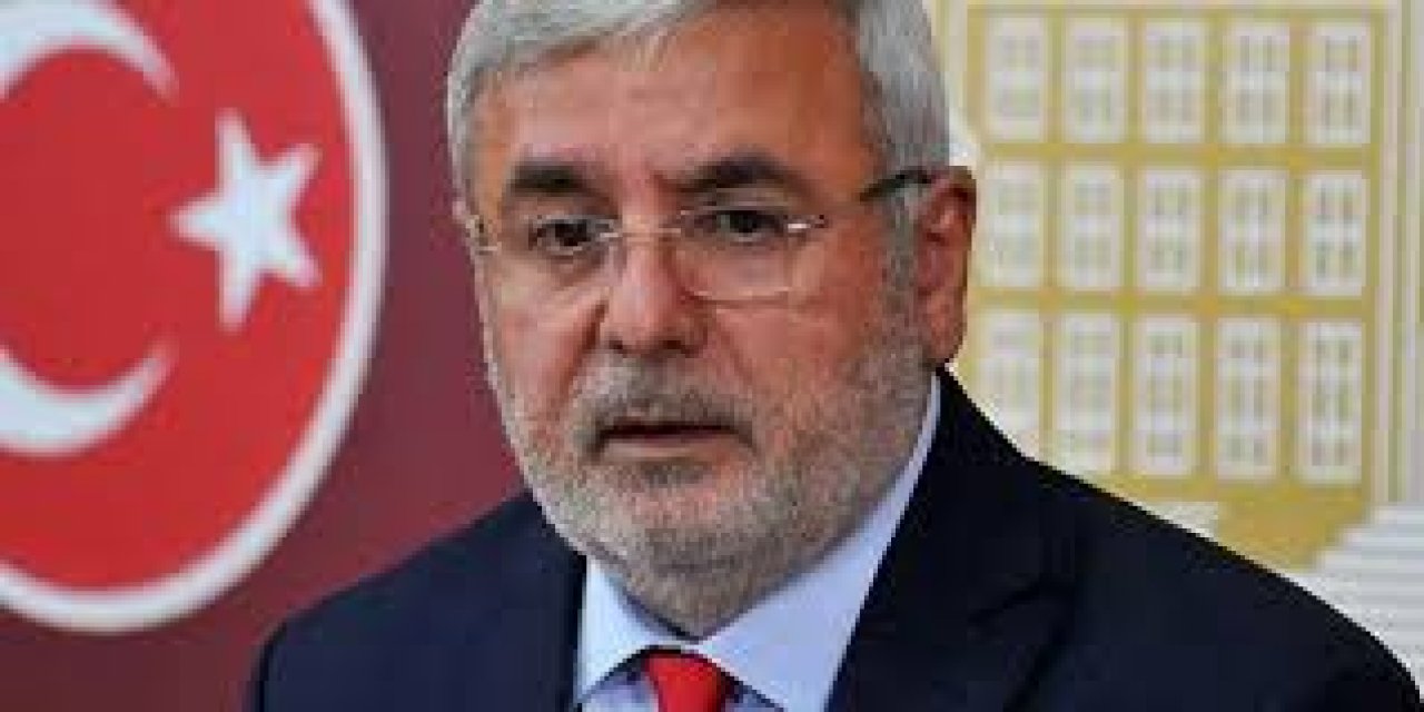 AKP'li Metiner Berat Albayrak eleştirilerini hatırlattı ve sordu! "Dolar 8’e merdiven dayadı. Ne iştir?"