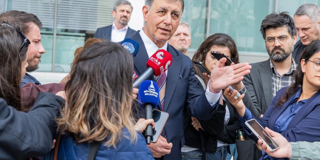 Başkan Tugay: Binalara göz koymak yerine yapacağınız tonla iş var