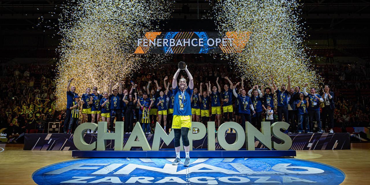 'Türk finalinde' Galatasaray'ı devirdi: Avrupa'nın en büyüğü Fenerbahçe