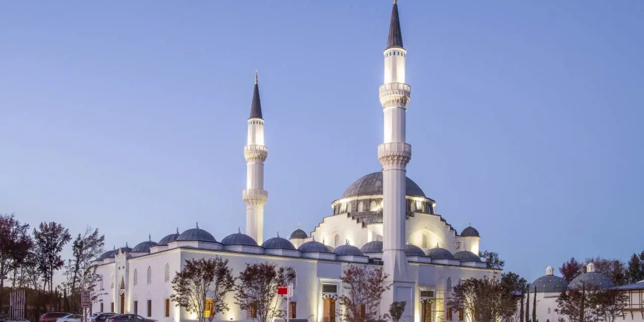 ABD Vergi Dairesi ‘ne göre Diyanet, bu ülkede aynı statüdeki İslam kuruluşları arasında ilk üçte yer aldı: Mal varlığıyla fark atıyor!