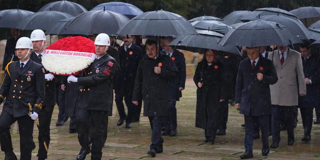 Anıtkabir'de 23 Nisan töreni: Cumhurbaşkanı Erdoğan bu yıl da katılmadı