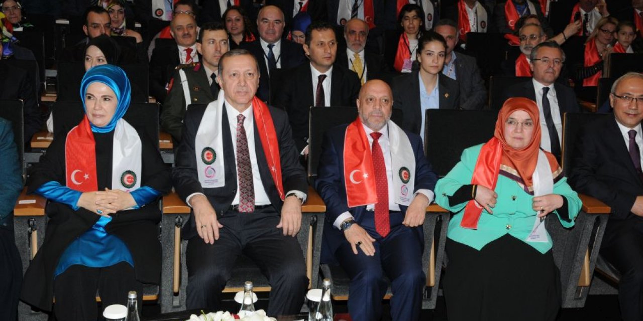AKP'ye yakınlığı ile bilinen HAK-İŞ ve Öz Büro İş Sendikası birbirine girdi.