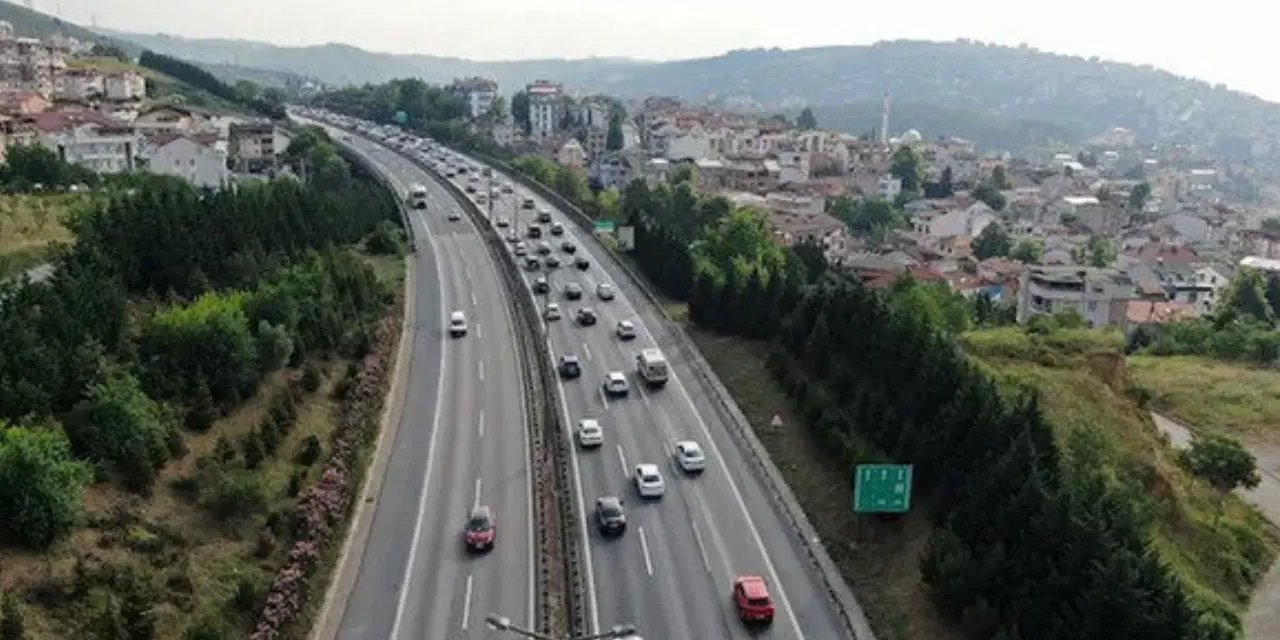 Yavuzyılmaz’dan dikkat çeken iddia: ‘TEM Otoyolu artık ücretsiz değil, paralı olacak’