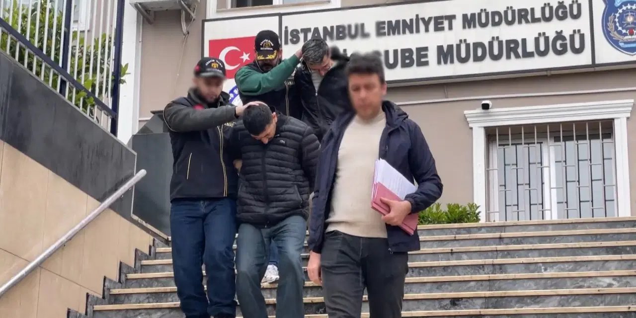 İstanbul'da metro ve duraklarda hırsızlık yaptılar: 2 şüpheli yakalandı!