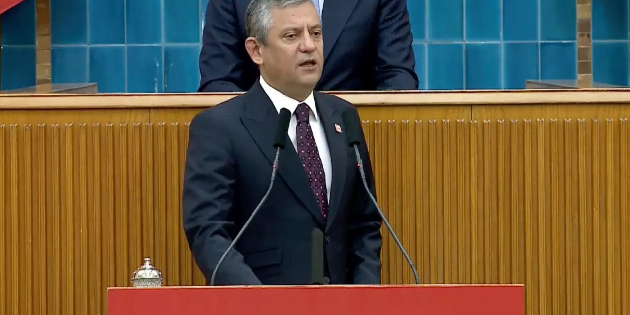 Özgür Özel'den iktidara sert sözler: 'AK Parti'nin kara düzeninin en kara noktası!'