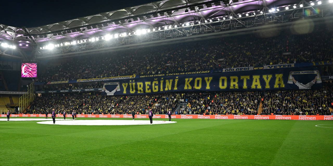 Resmi açıklama geldi: Fenerbahçe'den Başakşehir maçı için bilet kararı!