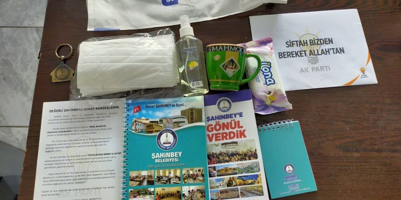 AKP'li belediyelerin eşantiyon oyunu açığa çıktı! Çantayla propaganda...