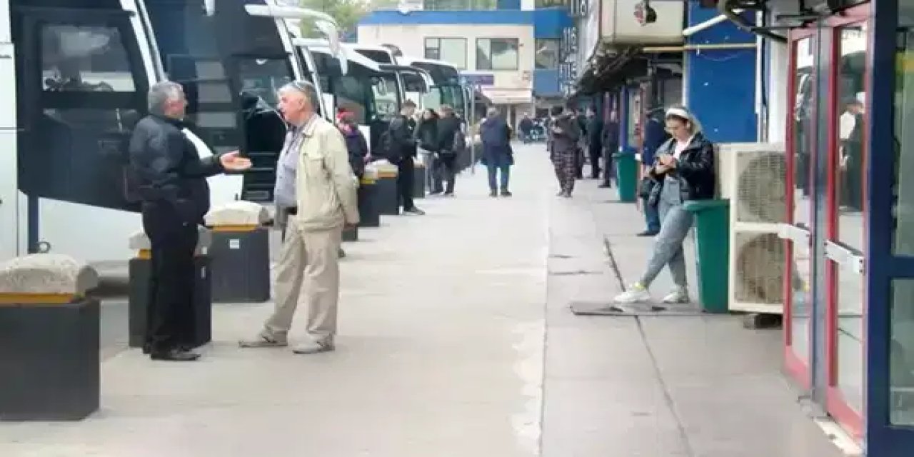 Bayramda memlekete gitmek lüks oldu: Uçak ve otobüs biletlerine zam yağmuru