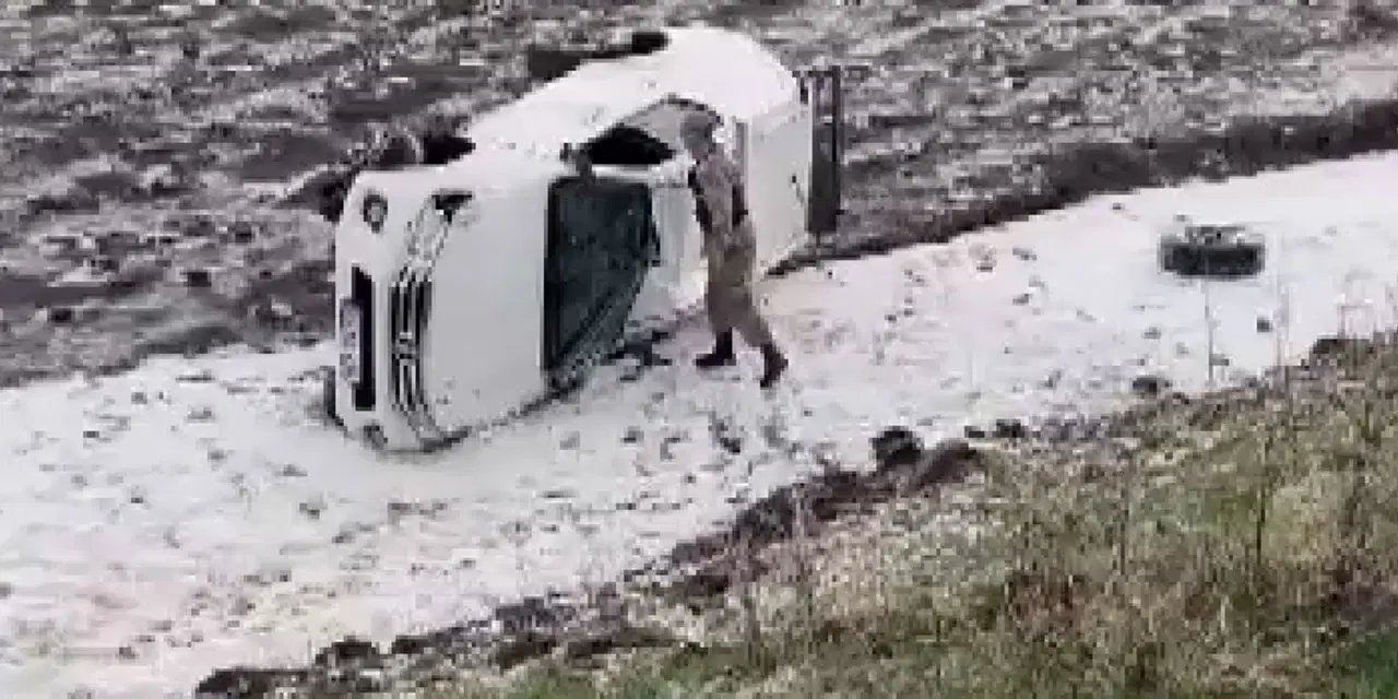 Ardahan’da askeri araç devrildi: 2 astsubay yaralandı