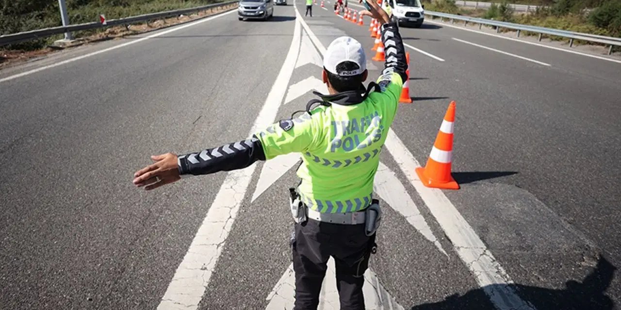 İstanbul'da 3 ilçede bazı yollar trafiğe kapatılacak