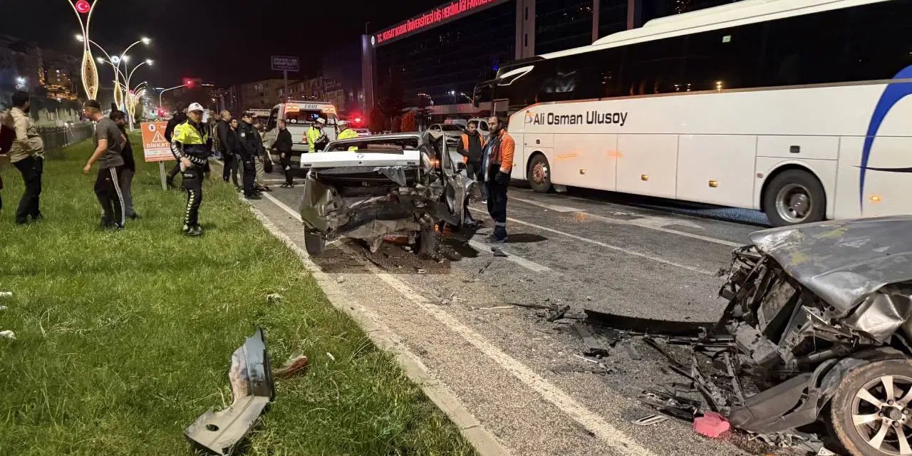 Yozgat'ta zincirleme kaza: Çok sayıda yaralı var...