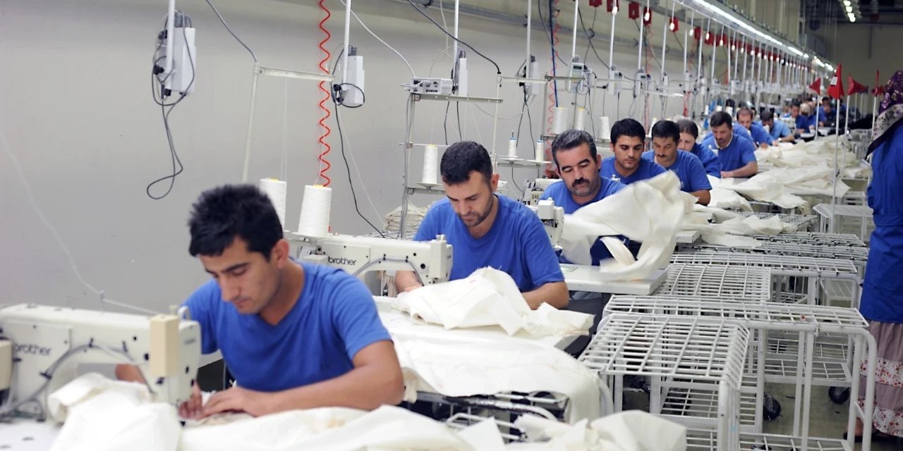 Sanayide düşüş büyüyor: Tekstilde 1 yılda 100 bin kişilik kayıp