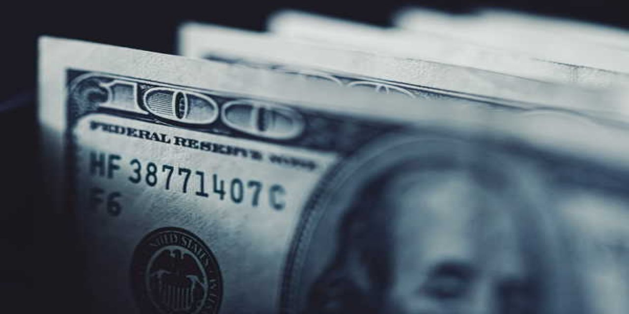 Dev bankadan kur revizyonu: Dolar/TL yıl sonu tahmini yükseldi
