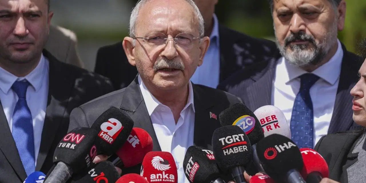 Abdülkadir Selvi'den çarpıcı iddia: 'Kılıçdaroğlu bazı isimleri ihraç edecek, sonra PM'yi toplayacak'