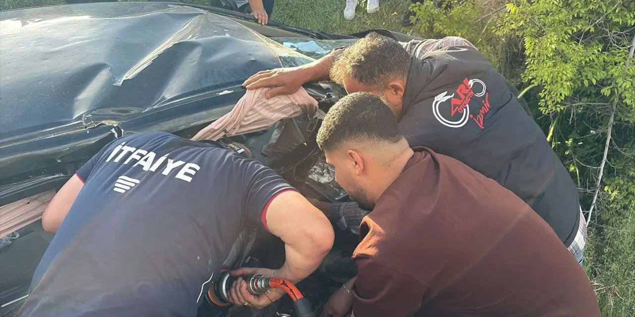 Katliam gibi kaza: Anne ve 2 çocuğu öldü, 4 kişi de yaralandı
