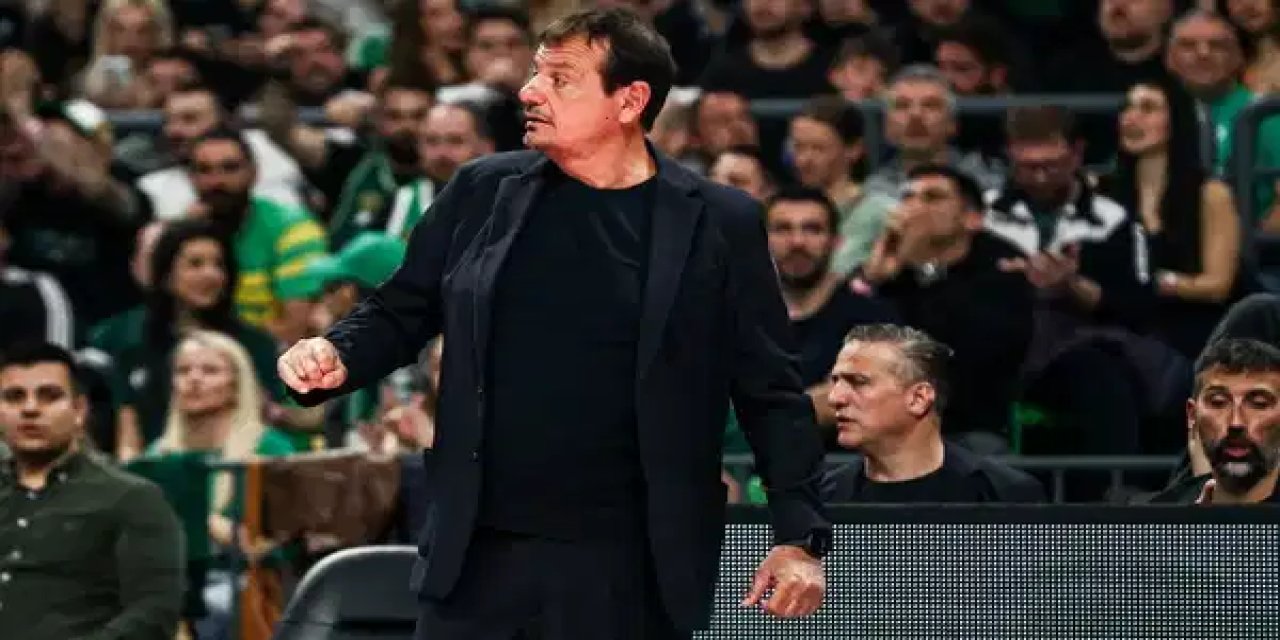 Panathinaikos Başantrenörü Ergin Ataman'dan hakem tepkisi