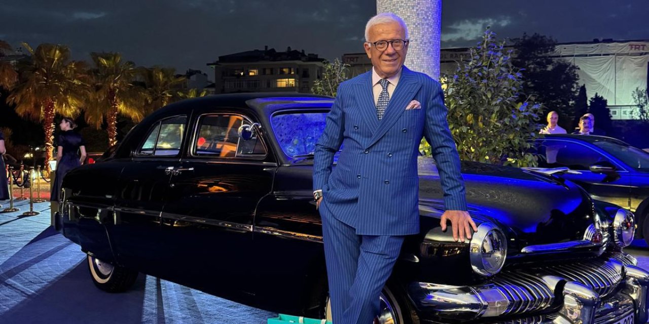 Ertuğrul Özkök: Yılın açılışında “Cocktail Chic” kıyafetimle neler gördüm