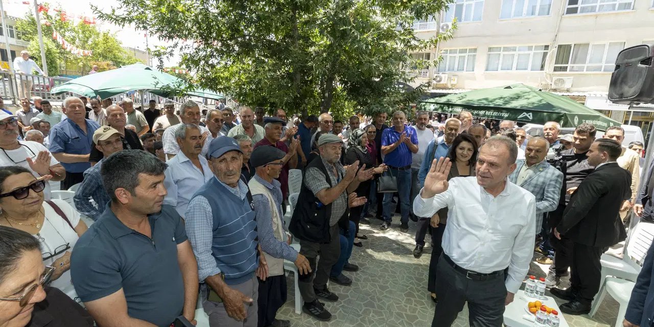 Vahap Seçer'den kurultay çağrısı: 'Amacımız CHP'yi bütün halinde seçimlere götürmek'