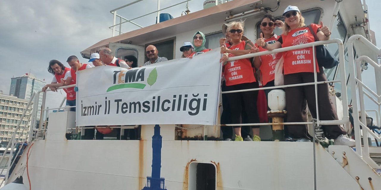 Dünya Çevre Günü’nde Körfez temizliğine gönüllü destek