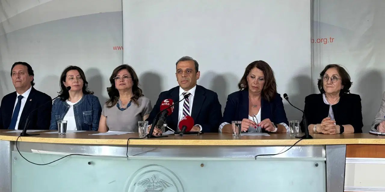Tabip Odaları İnisiyatifi, TTB seçimleri için adaylarını açıkladı