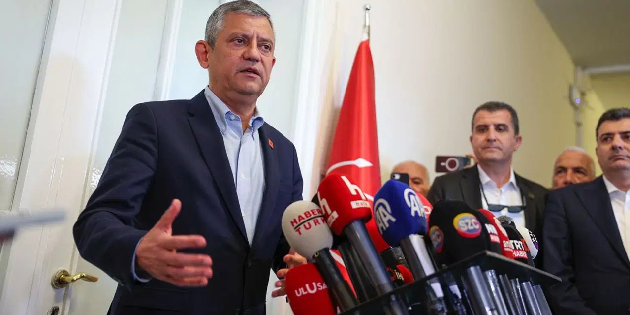 Özgür Özel'den 'Erdoğan' ve 'tutuklanma' yanıtı: 'Partilerini baraj altı yapmak isteyenler böyle şeylere kalkışabilir'