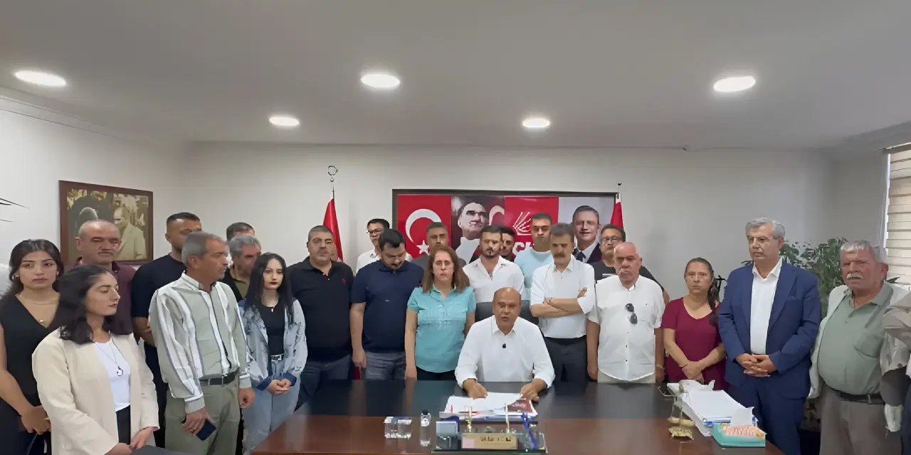 CHP'li il başkanı duyurdu: 'Butlan ekibi il binamıza kapıları kırarak girdi'