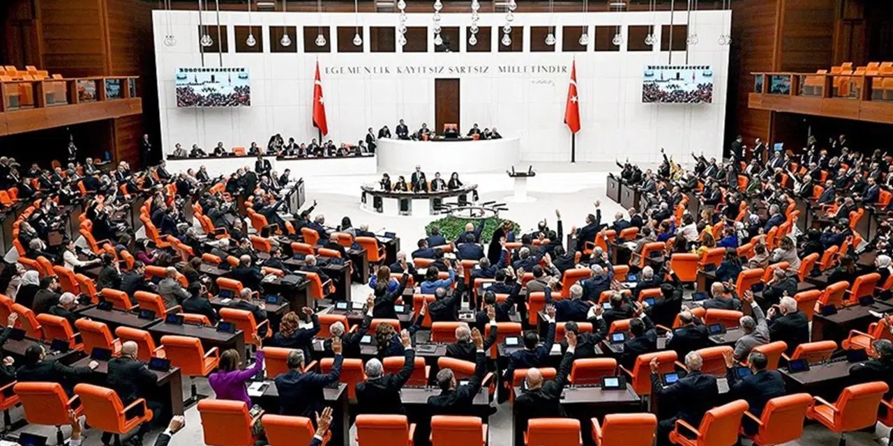 8'i CHP'li 10 milletvekili hedefte: Yeni dokunulmazlık dosyaları TBMM'de