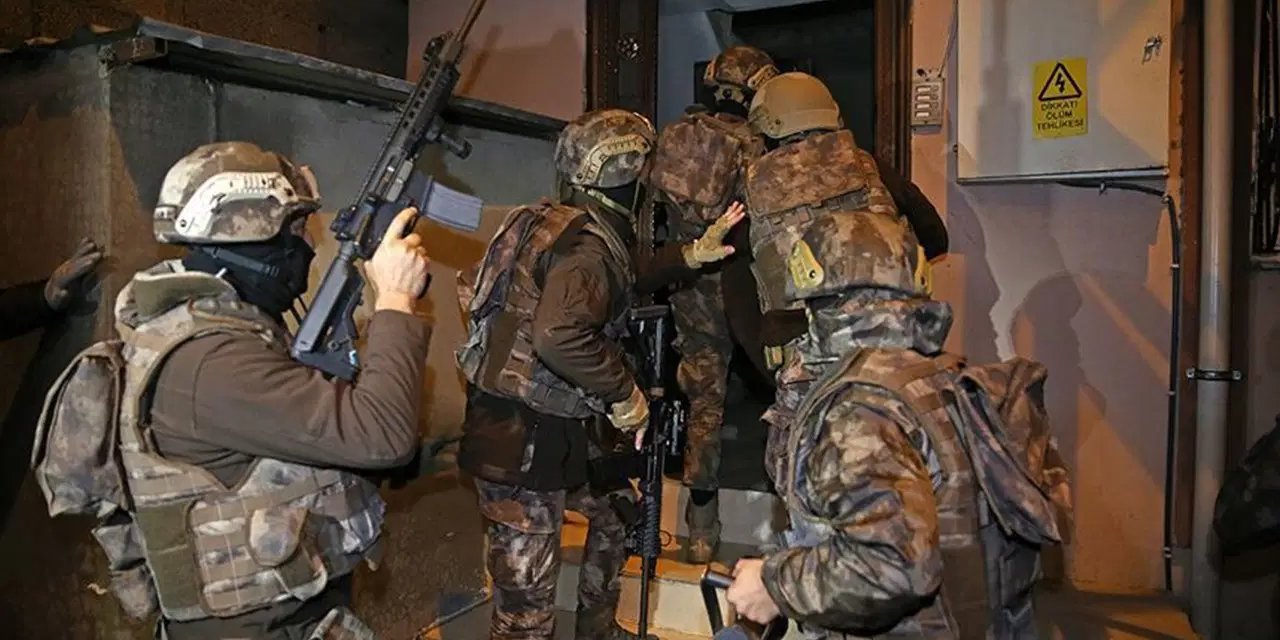 İstanbul'da IŞİD operasyonu: 39 gözaltı